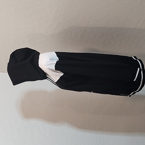 FOREVER 21 WOMEN'S BLACK & WHITE ZIPPERED HOODIE SZ M - Picture 2 of 7